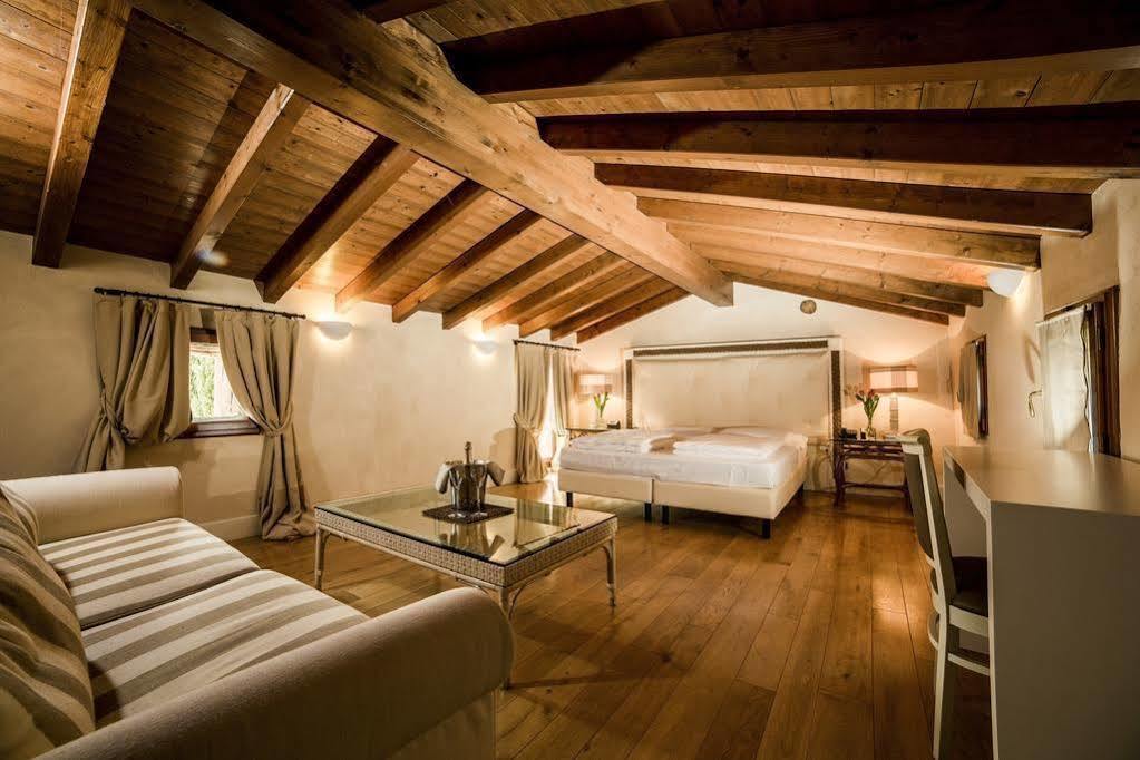 Borgo Machetto 4* Desenzano del Garda